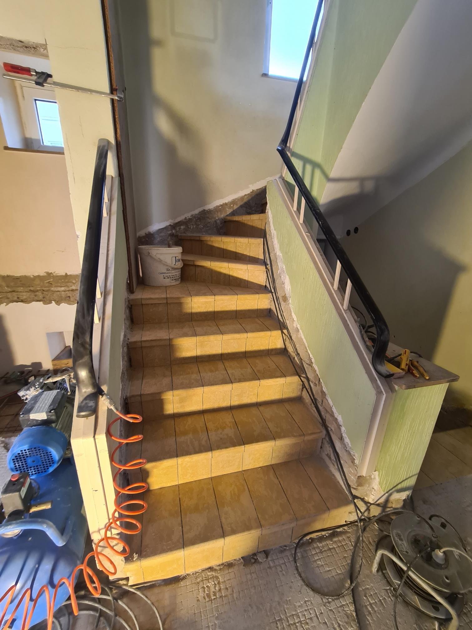 Audrey-BA-1.jpg Audrey-BA-1.jpg